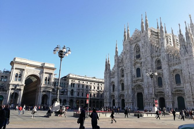 Duomo and Sforza Castle Guided Tour in Milan - Practical details that affect your morning