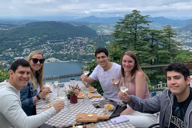 Exclusive wine tasting in Brunate - The view is part of what you are paying for