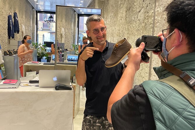 Explore History and Style with this Walking Tour in Milano - Shopping with a Milan-born guide