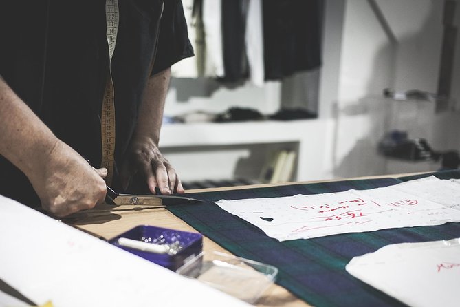 Fashion Workshop in Atelier and Fashion District Tour - Why the atelier matters more than the shop windows