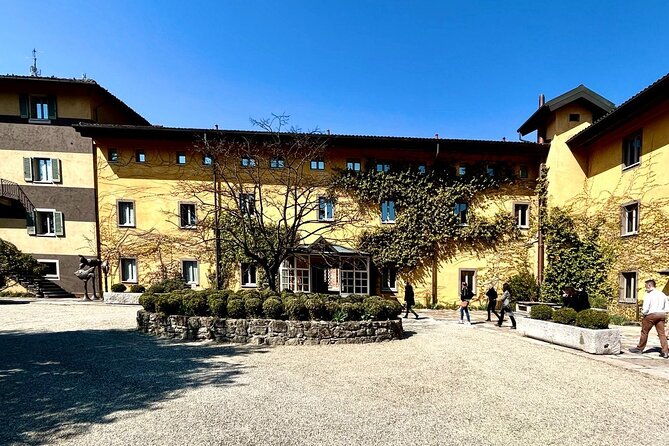 From Lake Como or Milan: Serravalle VIP shopping and Wine Tasting - Who will get the most from this tour