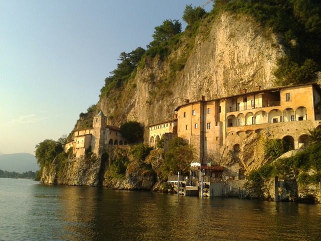 From Lake Maggiore: Private Boat Tour with Pickup/Drop-off - Isola Pescatori offers a more casual pause