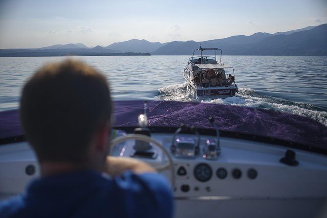 From Lazise: Southern Lake Garda cruise with lunch - The swimming stop and a simple pasta lunch