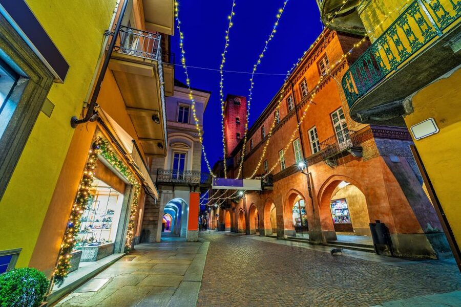 From Milan: Barolo Wine Tasting, Alba Tour and Castle Visit - What the 10-hour schedule feels like