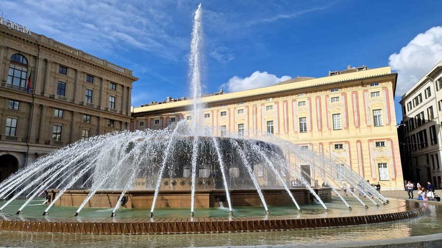 From Milan: Best of Genoa with Private Cruise to Portofino - A private cruise to Portofino
