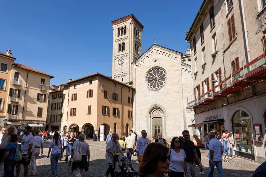 From Milan: Como & Bellagio Day Tour & Scenic Lake Cruise - Who should book this Lake Como outing?