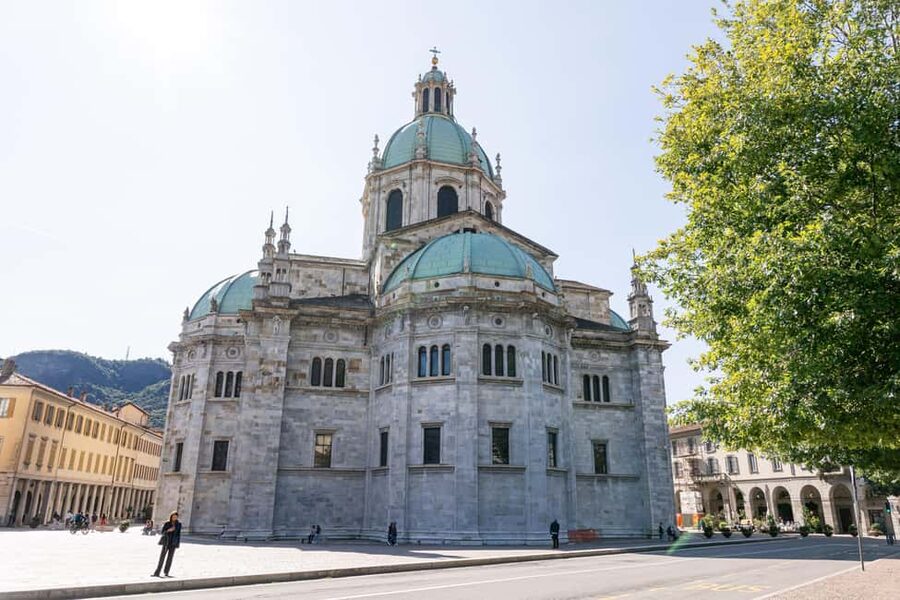 From Milan: Como & Bellagio Day Tour & Scenic Lake Cruise - Como: cathedral, lanes, and a first taste of the lake