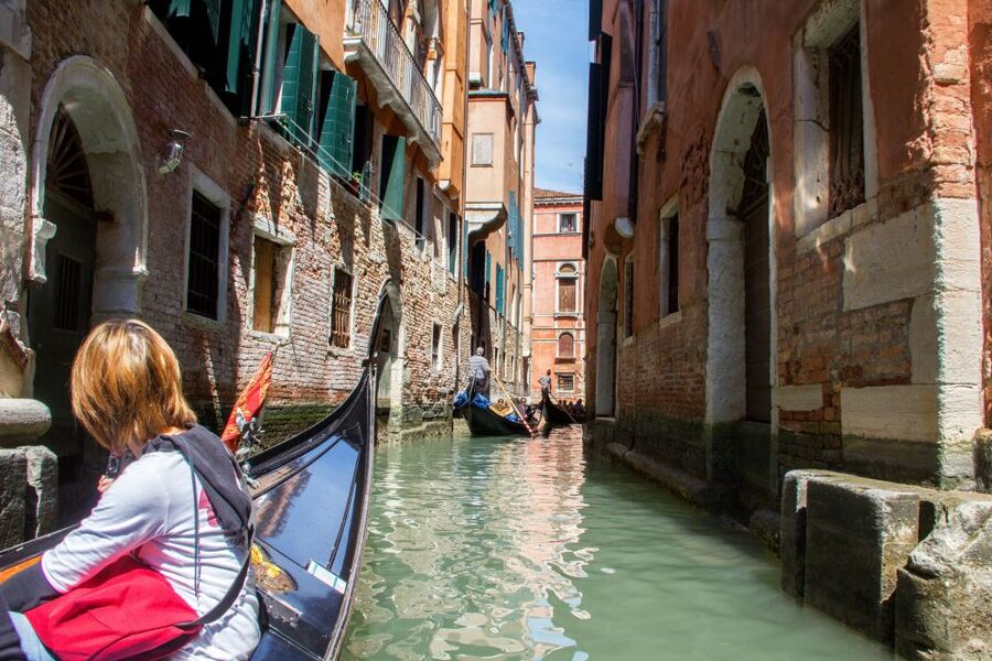 From Milan: Day Trip to Venice with Guided City Tour - Free time for lunch, shopping, and a gondola ride