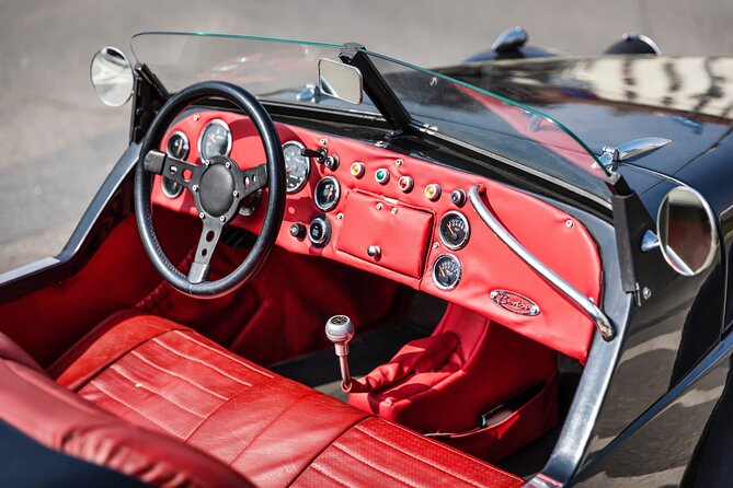 From Milan | Drive a vintage car on Lake Como - The SS340 drive back toward Milan