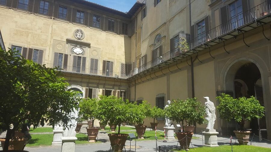 From Milan: Florence Walking Tour with Train Tickets - The Vasari Corridor and Ponte Vecchio