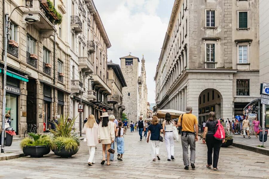 From Milan: Lake Como Cruise with Visits to Como & Bellagio - Who should book this day trip