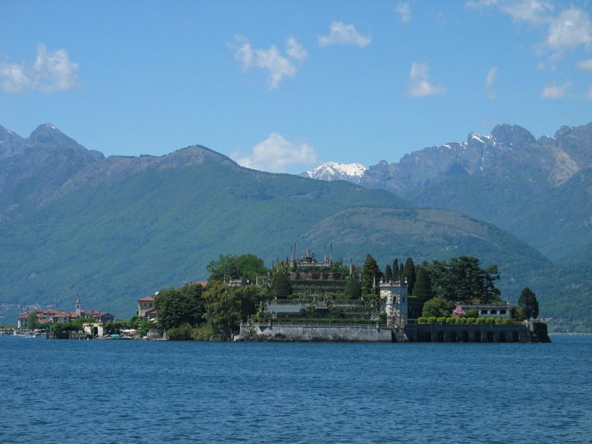 From Milan: Stresa, Alps, & Lake Maggiore Full-Day Tour - Cruising Lake Maggiore toward Isola Bella