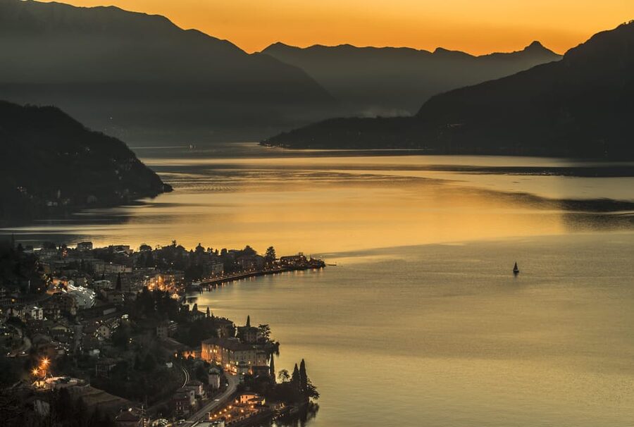 From Milan: Varenna, Bellagio, and Como Day Trip - Como closes the day with a city feel