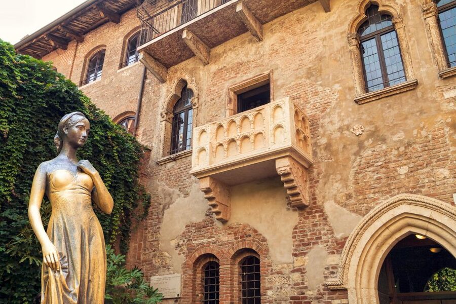From Milan: Verona, Sirmione and Lake Garda with Boat Cruise - Why this day trip works