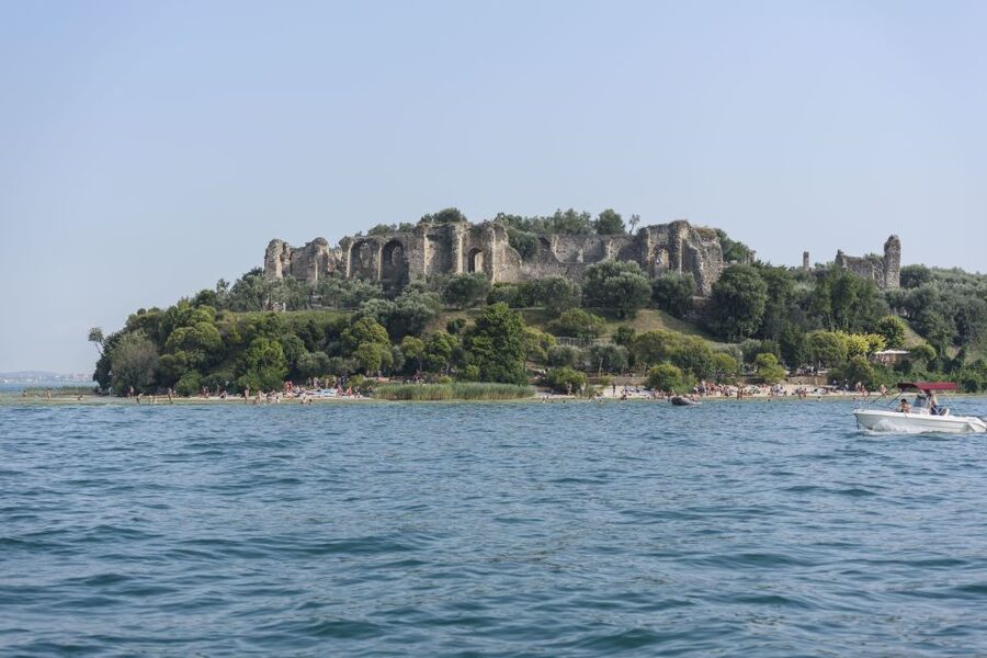 From Peschiera: Garda East Coast Cruise to Sirmione - Why this Lake Garda cruise works so well