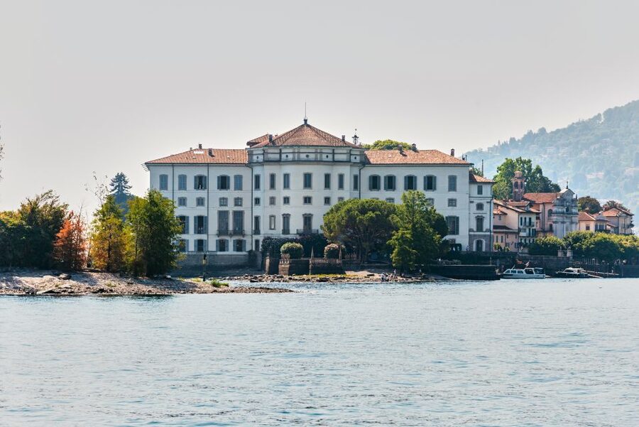From Stresa: 2 Borromean Islands Hop-on Hop-off Boat Tour - Commentary, staff, and the level of guidance