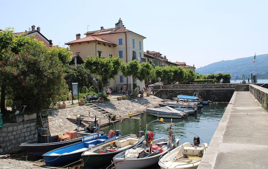From Stresa: Isola Pescatori Hop-on Hop-off Boat Tour - Who will enjoy this boat outing most