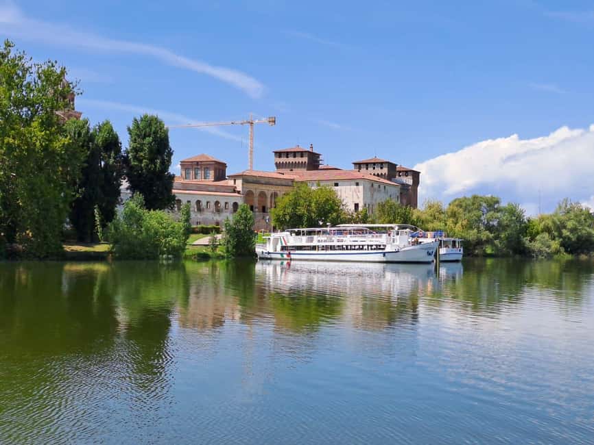 From the magic of the lakes to the ingenuity of Leonardo: sailing through waters and locks - Boarding at the Red Pier beside San Giorgio Castle