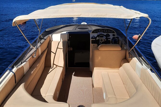 Full-Day Grand Tour, private speedboat at Lake Como - Isola Comacina and a quiet swimming stop
