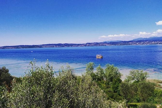 Full-Day Lake Garda and Desenzano del Garda from Milan - small group tour - Gelato or wine with a local guide