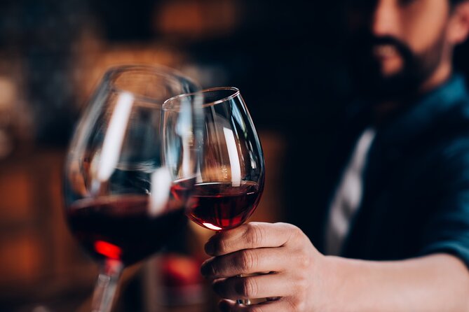 Fun Wine Tasting with the most italian Sommelier in Milan - What happens during the two-hour tasting