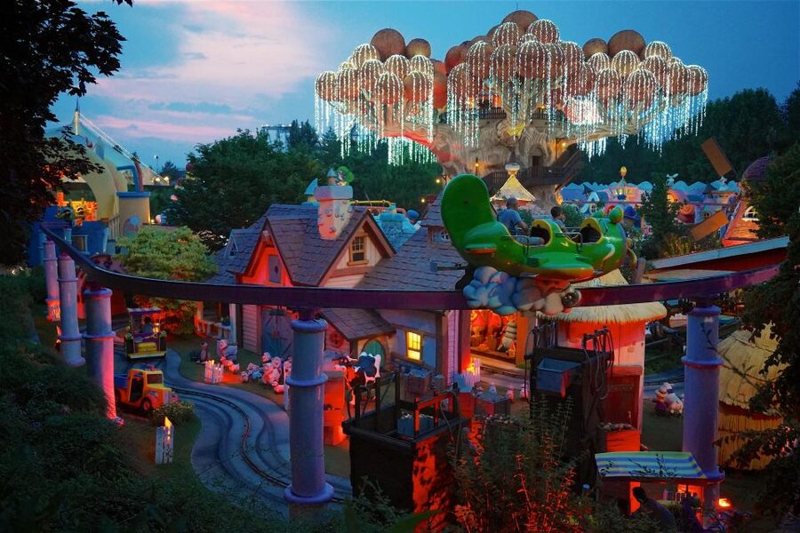 Gardaland Park: Open Date Entry Ticket - Water rides that help break up a hot day