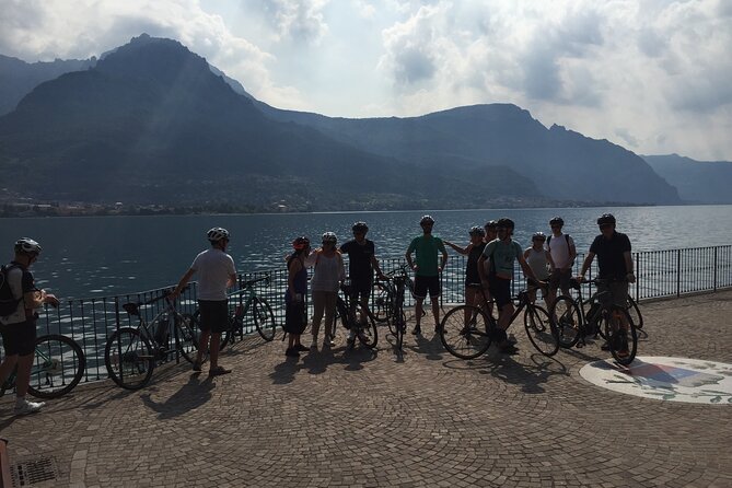 Group Bike Tour: Onno & Ghisallino (E-bikes and Road bikes) - Riding toward Valbrona and the cyclists’ fountain