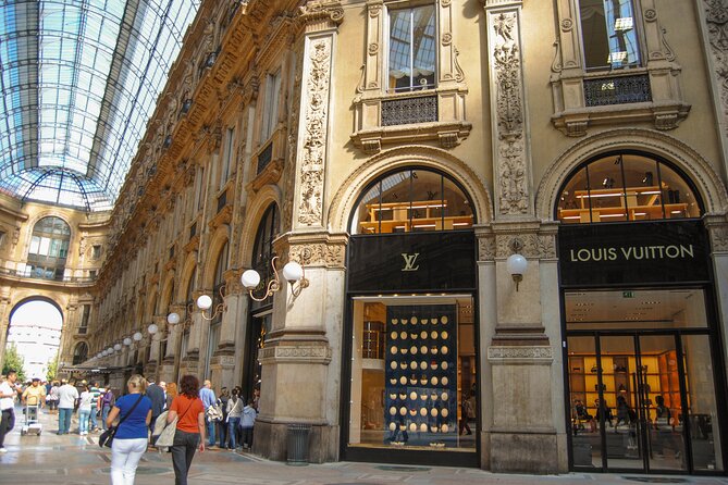 Highlights of Milano Private Walking Tour: Duomo, Castle & Gelato - Piazza Mercanti and medieval Milan