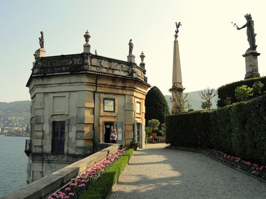 Isola dei Pescatori and Isola Bella Hop-on Hop-off Boat - Who will enjoy this boat pass most?