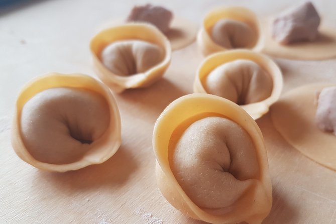 Italian Cocktail + Art of Making Pasta Cooking Class In Unique Milan Location - Timing, location, and booking details