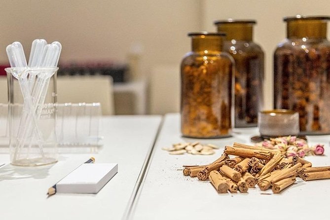 Italian Perfume Workshop in Milan - Making a Personal Scent in Milan