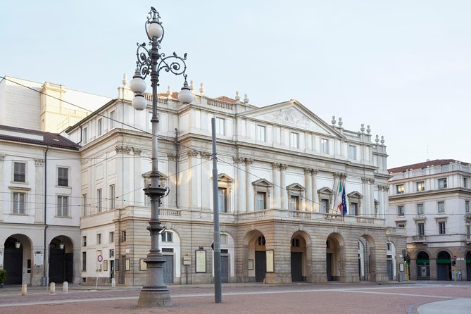 La Scala Theatre and Museum Tour in Milan With Private Guide - The museum’s costumes, instruments, and portraits