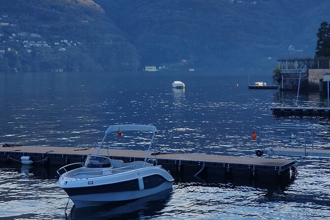 Lake Como: 2 Hours Boat Rent Without License - The check-in problem you need to take seriously