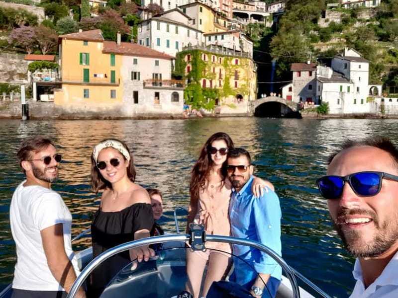 Lake Como: 2h Shared Boat Tour with Wine Tasting - Choosing your seat and preparing for the weather