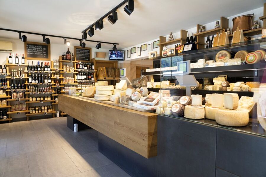 Lake Como: Cheese Factory Tour and Tasting in Valsassina - Why this Carozzi cheese visit is worth your time