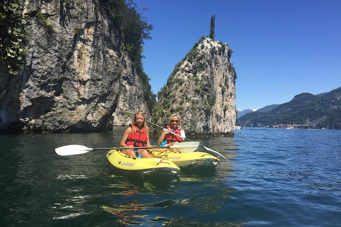 Lake Como Kayak Tour from Bellagio - Meeting in Pescallo and getting ready at the shore