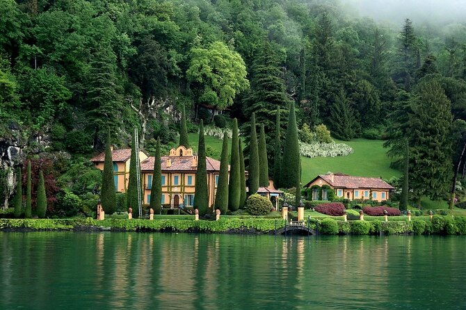 Lake Como Private Boat Tour 2h. Como - Villa Balbianello & more - Versace’s Villa le Fontanelle and Laglio’s celebrity address
