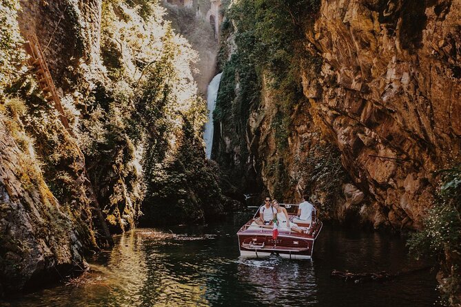 Lake Como Private Classic Speedboat Tour - What the private format is really worth
