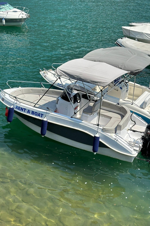 Lake Como Rent: 1-Hour Boat Rent Without License - Why the private format changes the value