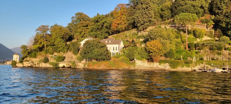 Lake Como: Shared or Private 2 Hours Boat Tour with Aperitif - What this Lake Como boat tour is really about