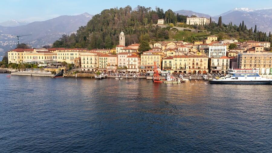 Lake Como: Shared or Private 3 Hours Boat Tour with Aperitif - The opening views: Tempio Voltiano, Villa Olmo, and Cernobbio