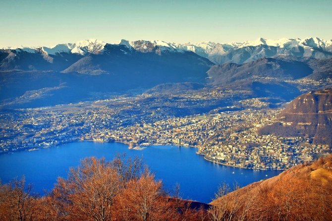 Lake Como & Switzerland Day Trip from Milan with Scenic Boat Tour - The Lake Como cruise and its famous villas