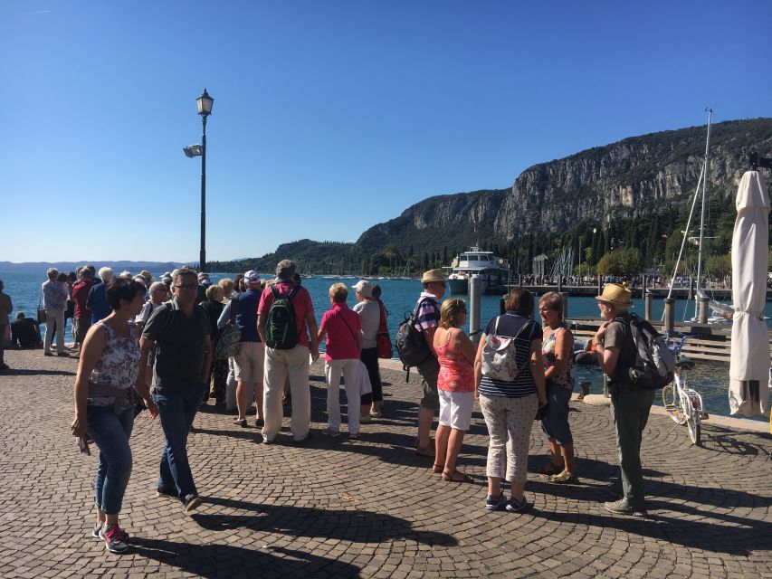 Lake Garda: 4-hour Guided Boat Cruise with Stop in Sirmione - Two hours on the Sirmione peninsula