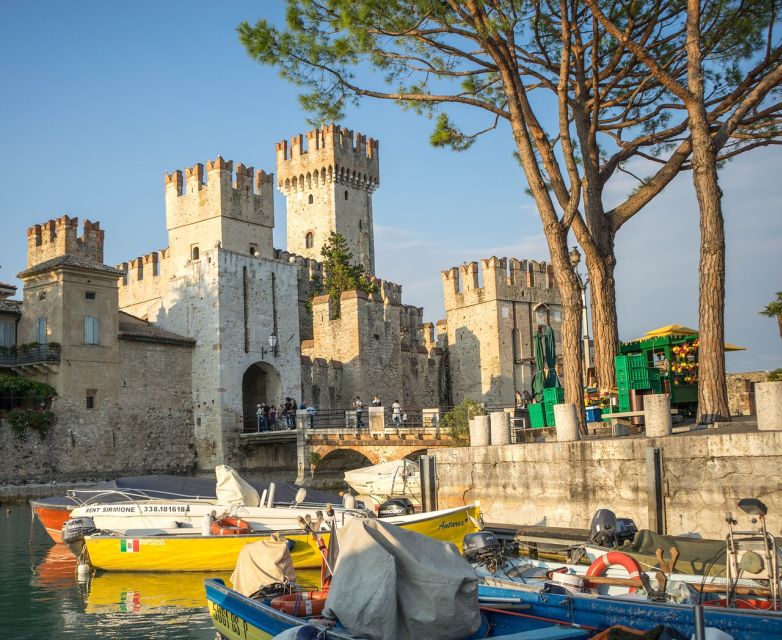 Lake Garda: 4-hour Guided Boat Cruise with Stop in Sirmione - The return route: Punta San Vigilio and Villa Canossa