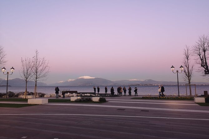 Lake Garda at Sunset: Desenzano Walk & Boat around Sirmione - Climbing Castello di Desenzano