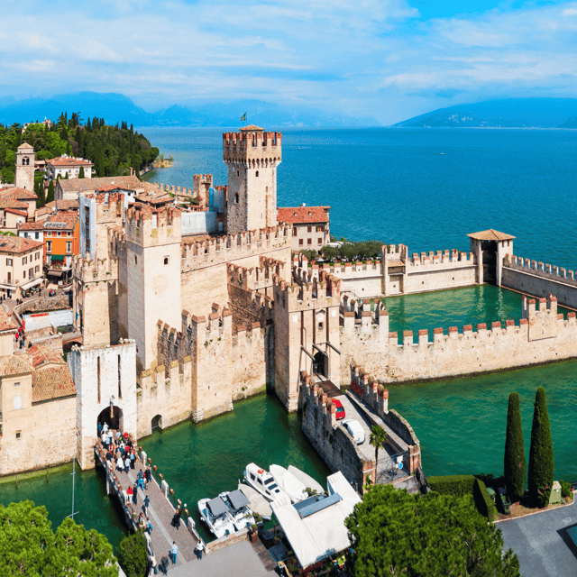 Lake Garda: between Sirmione and Desenzano del Garda - Walking to the Grotte di Catullo
