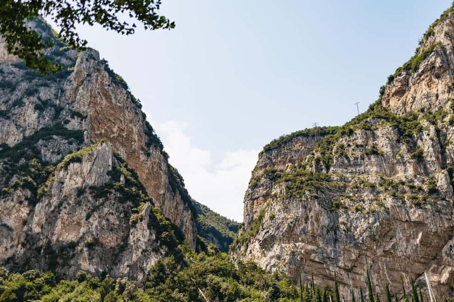 Lake Garda: Family Friendly Canyoning Tour - Who should book this activity?