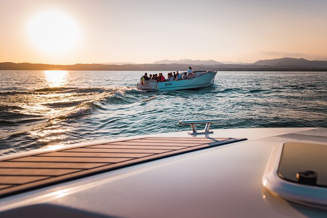 Lake Garda Mini Cruise: Sirmione Peninsula - Scaligero Castle from the water