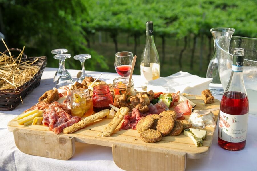 Lazise: Biodynamic Farm Tour and Natural Wine Tasting - Getting to Colà di Lazise and planning your visit