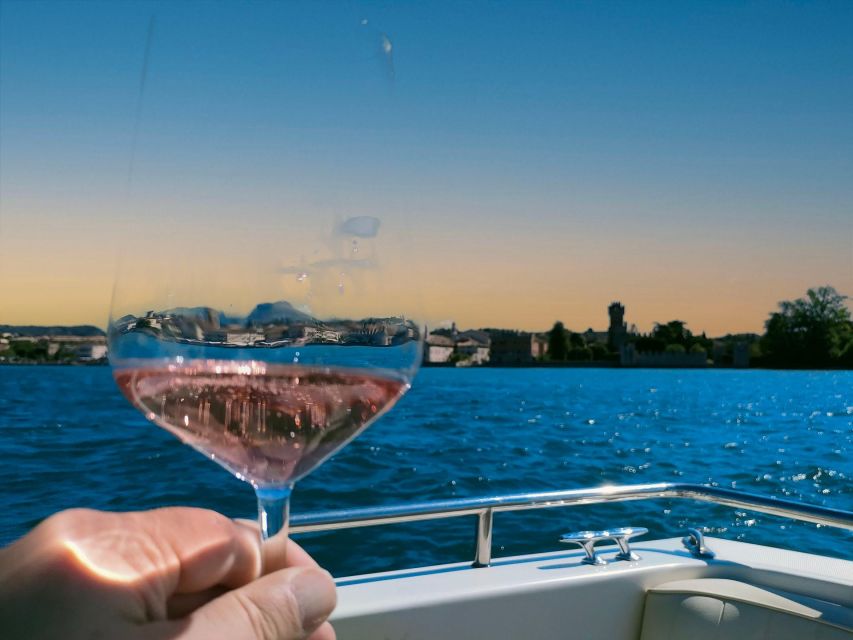 Lazise: Sunset Cruise with Wine aperitif on lake Garda - The view toward Bardolino and Garda